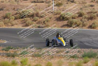 media/Jun-01-2025-CalClub SCCA (Sun) [[eae223c5dd]]/Group 3/Qualifying/